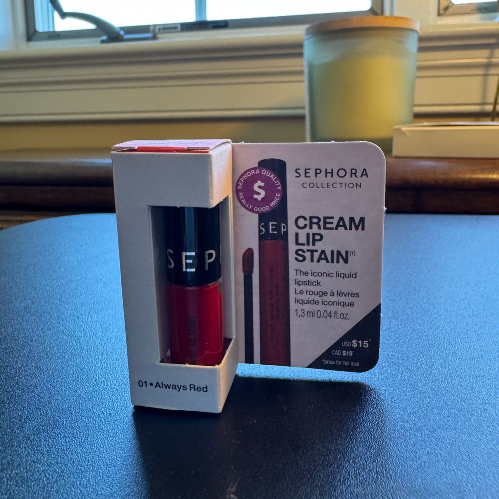 *NWT* Sephora Cream Lip Stain - Iconic Red
